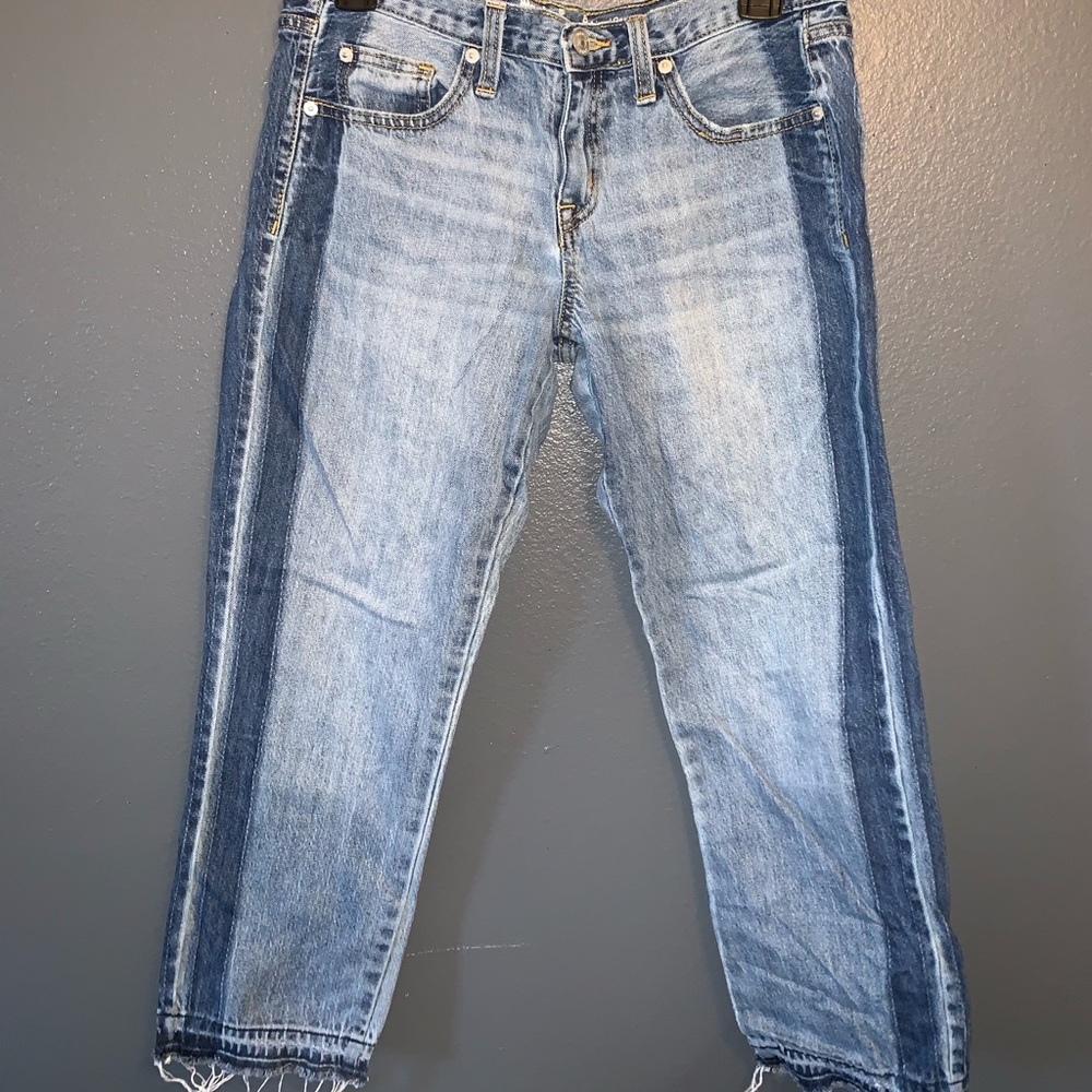 Boyfriend Raw Cut Cropped Jeans